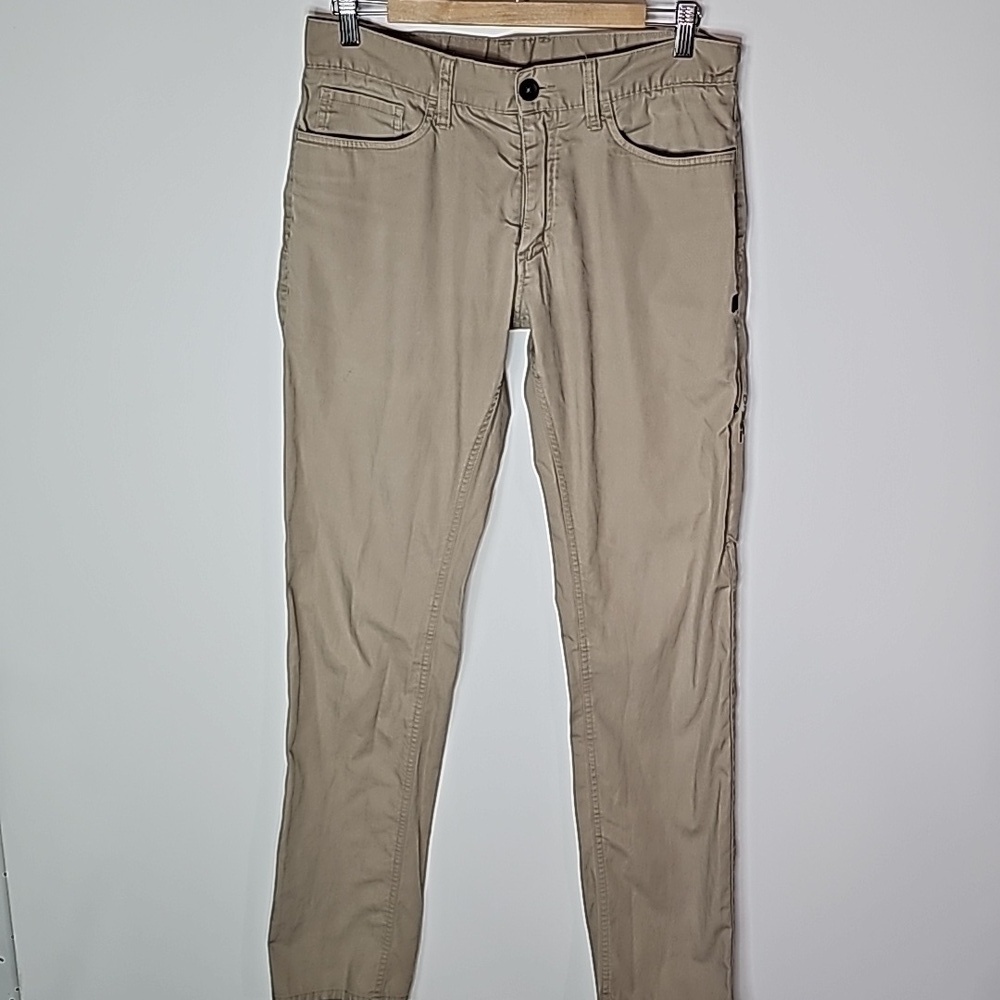 Oakley 32x34 tan slim straight pants